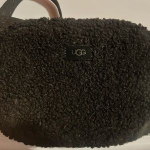 UGG® Janey II Sherpa Crossbody black